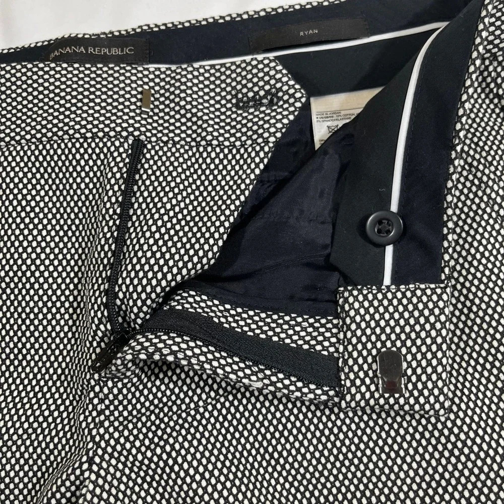 Banana Republic Ryan Pants Women 8 Black White Textured Geometric Straight Leg